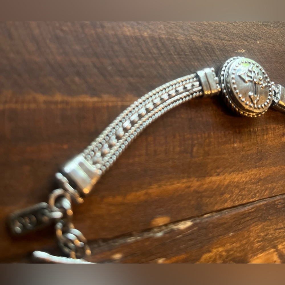 GINGERSNAPS Silver Bracelet w/Cross Adjustable length, heavy quality bracelet - Picture 5 of 10